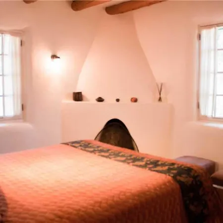 Historic Garden Retreat Four-bedroom *