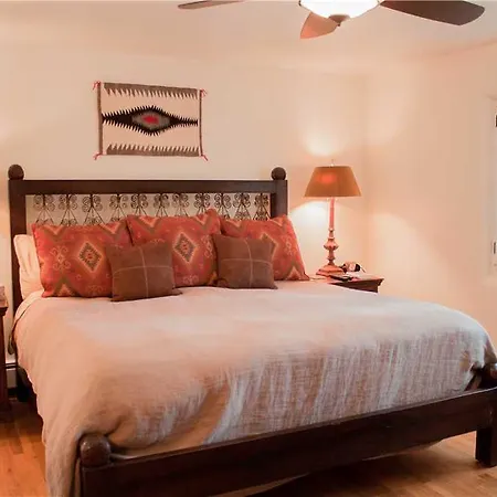Historic Garden Retreat Four-bedroom * Santa Fe
