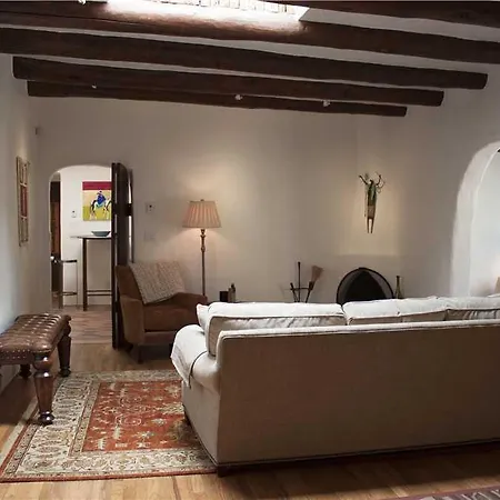 Historic Garden Retreat Four-bedroom *
